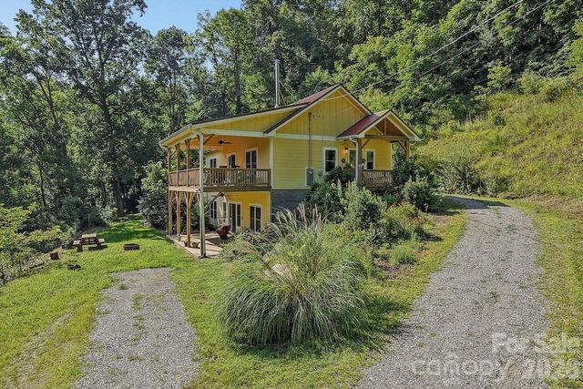 280 Kelses Valley Drive, Mars Hill, NC 28754