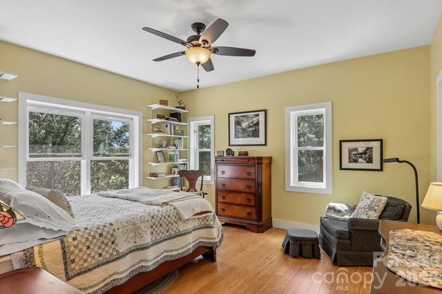 280 Kelses Valley Drive, Mars Hill, NC 28754
