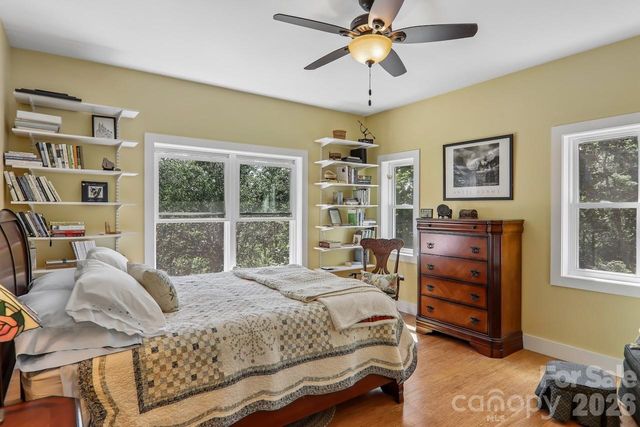 280 Kelses Valley Drive, Mars Hill, NC 28754