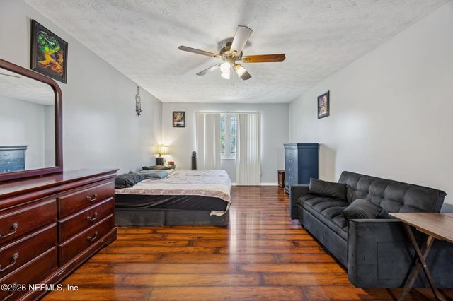 6435 N KADEN Drive N, Jacksonville, FL 32277