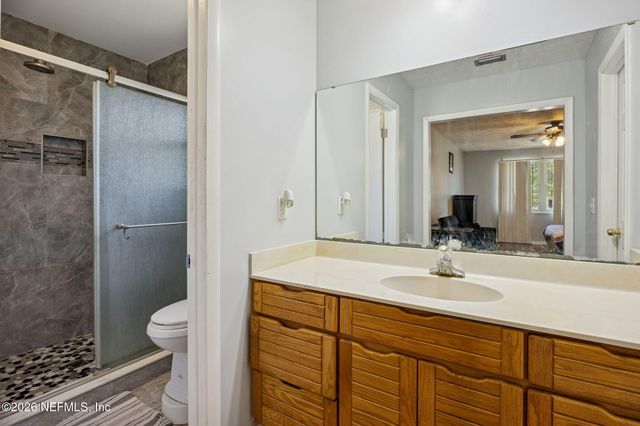 6435 N KADEN Drive N, Jacksonville, FL 32277