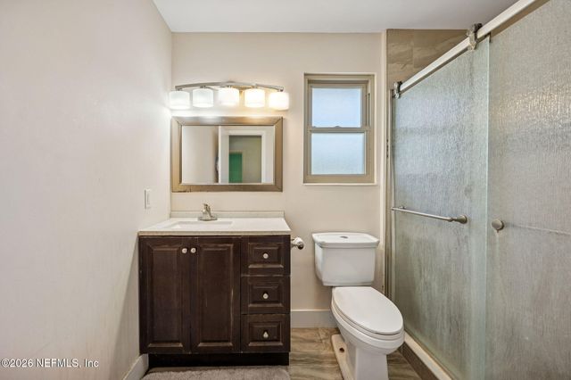 6435 N KADEN Drive N, Jacksonville, FL 32277