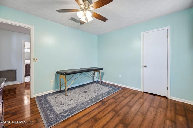 6435 N KADEN Drive N, Jacksonville, FL 32277