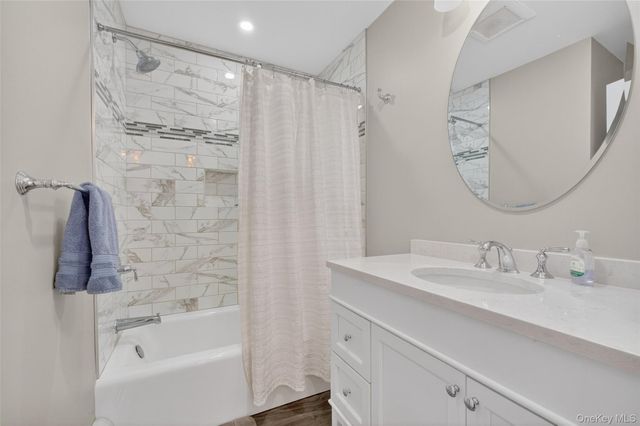 68 Blackberry Way, Hopewell Junction, NY 12533