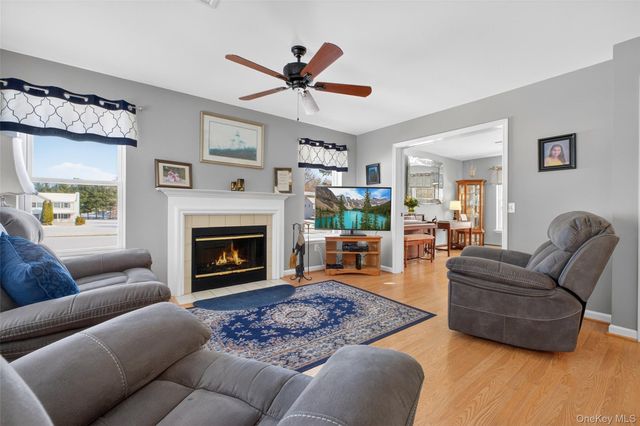 68 Blackberry Way, Hopewell Junction, NY 12533