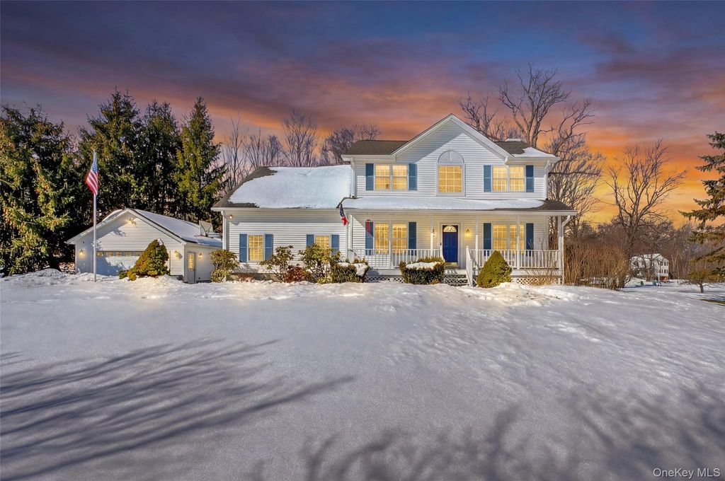 68 Blackberry Way, Hopewell Junction, NY 12533