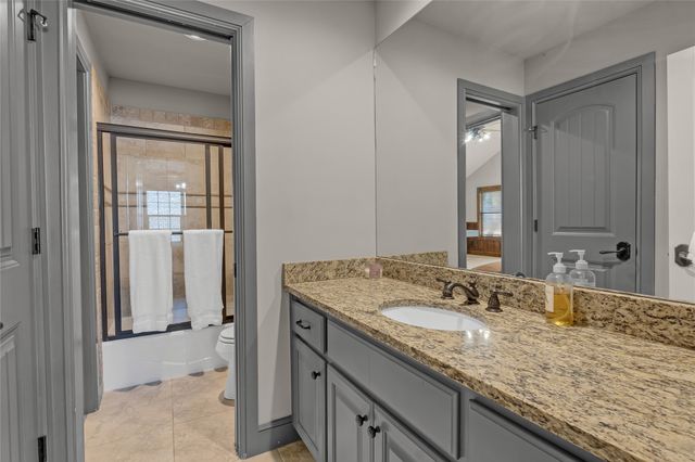 4017 S Quinoa Avenue, Broken Arrow, OK 74011