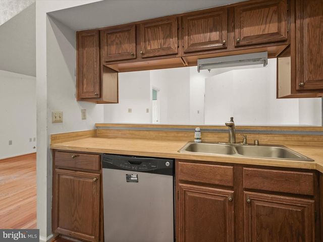 18708 CALEDONIA CT #K, Germantown, MD 20874