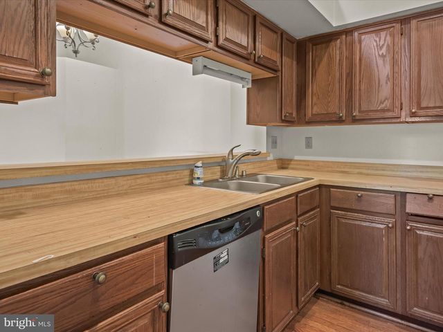 18708 CALEDONIA CT #K, Germantown, MD 20874