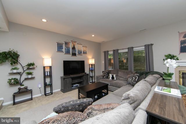 1405 CHANTICLEER, Cherry Hill, NJ 08003