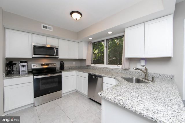 1405 CHANTICLEER, Cherry Hill, NJ 08003