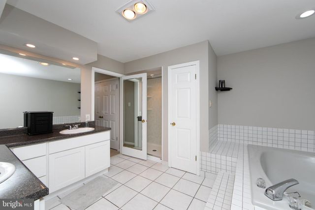 1405 CHANTICLEER, Cherry Hill, NJ 08003