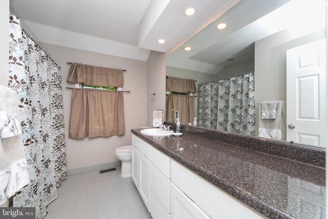 1405 CHANTICLEER, Cherry Hill, NJ 08003