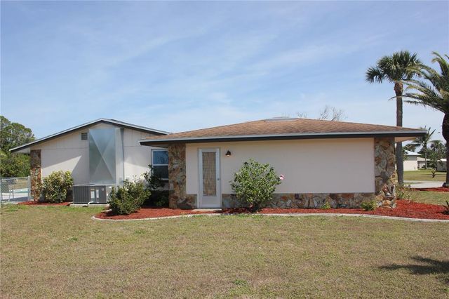 474 ELM AVENUE NW, Port Charlotte, FL 33952