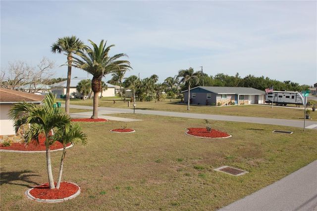 474 ELM AVENUE NW, Port Charlotte, FL 33952