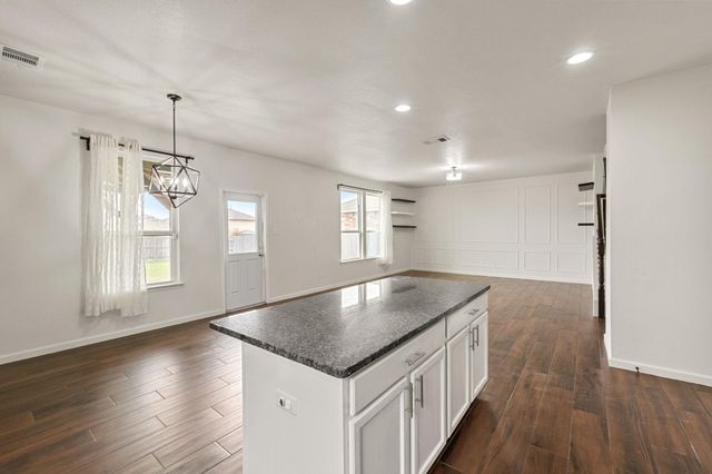 240 Nectar DR, Buda, TX 78610