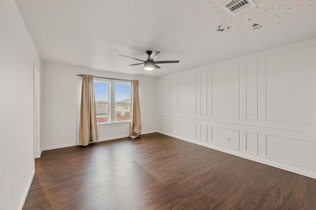 240 Nectar DR, Buda, TX 78610