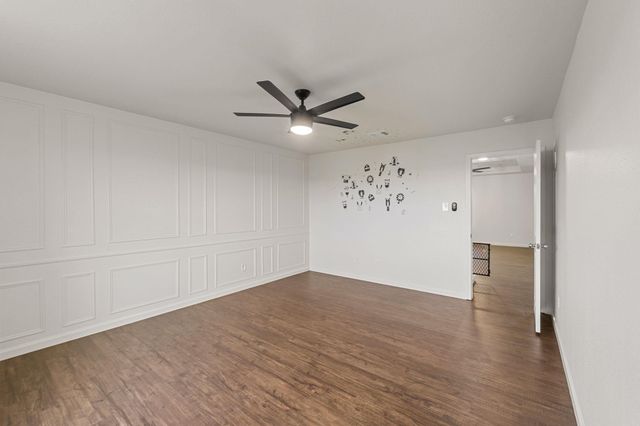 240 Nectar DR, Buda, TX 78610