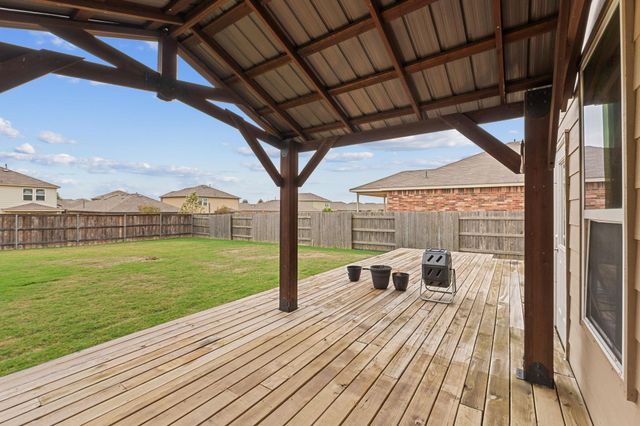 240 Nectar DR, Buda, TX 78610