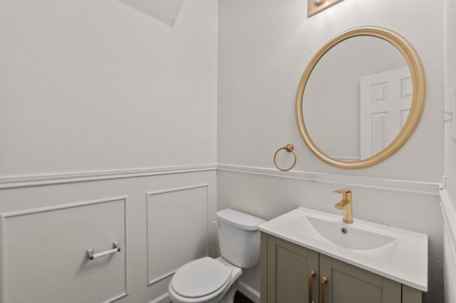 240 Nectar DR, Buda, TX 78610