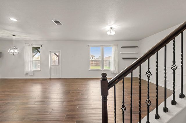 240 Nectar DR, Buda, TX 78610