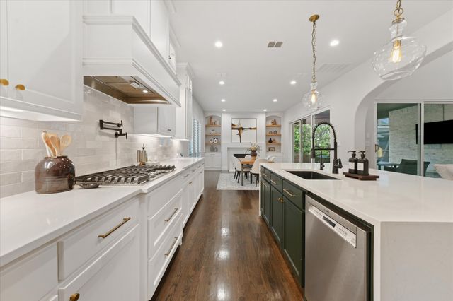 1313 Grassland Drive, Celina, TX 75009