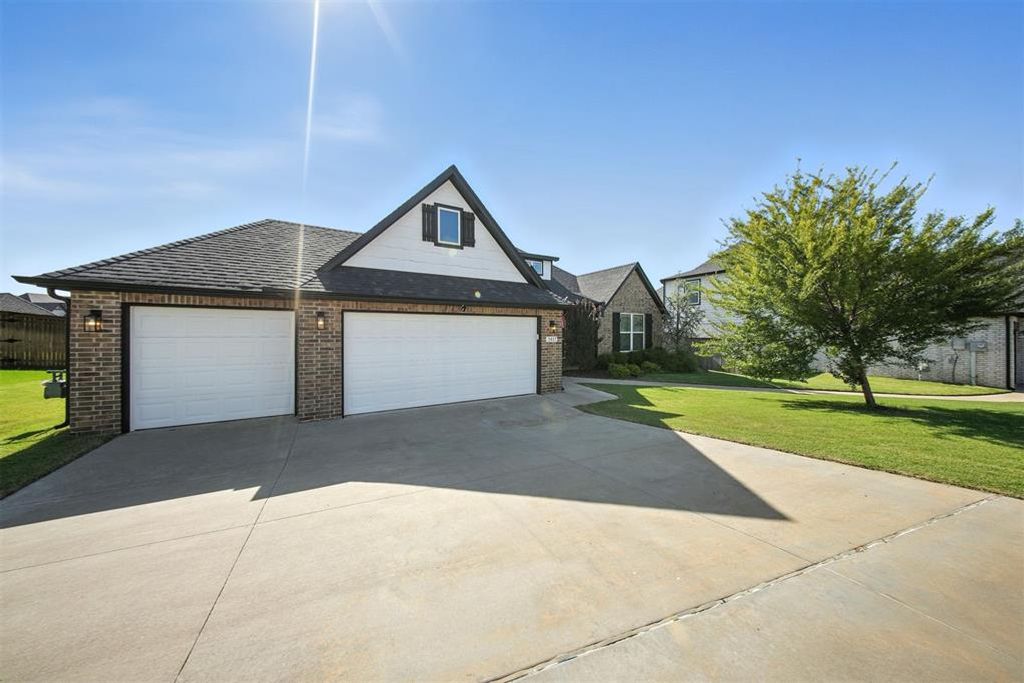 3017 Birchwood Circle, Arcadia, OK 73007