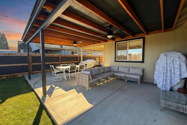 8268 29th Street, White City, OR 97503