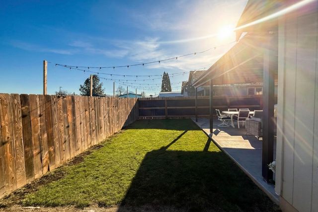 8268 29th Street, White City, OR 97503