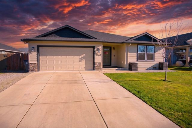 8268 29th Street, White City, OR 97503