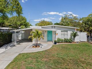 530 LEXINGTON STREET, Dunedin, FL 34698