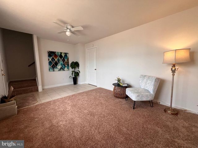 7219 BEVERLY PARK DR, Springfield, VA 22150