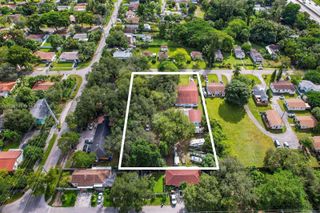 535 NW 90 St, El Portal, FL 33150