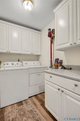 10812 Erin Green Ct, Chester, VA 23831