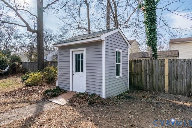 10812 Erin Green Ct, Chester, VA 23831