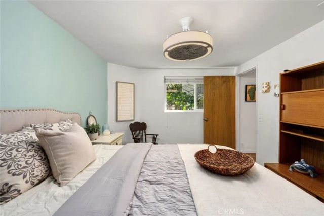 2430 Glenneyre, Laguna Beach, CA 92651