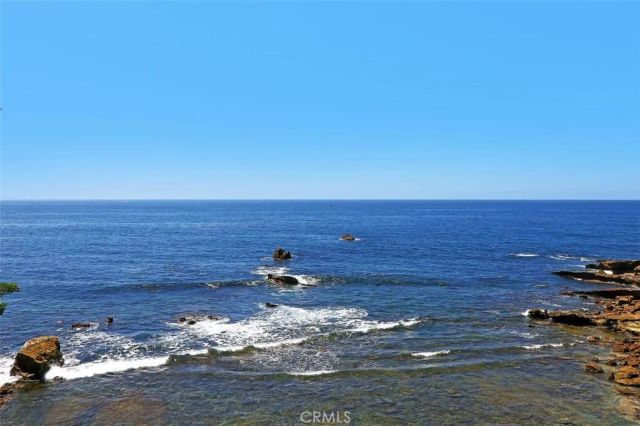 2430 Glenneyre, Laguna Beach, CA 92651