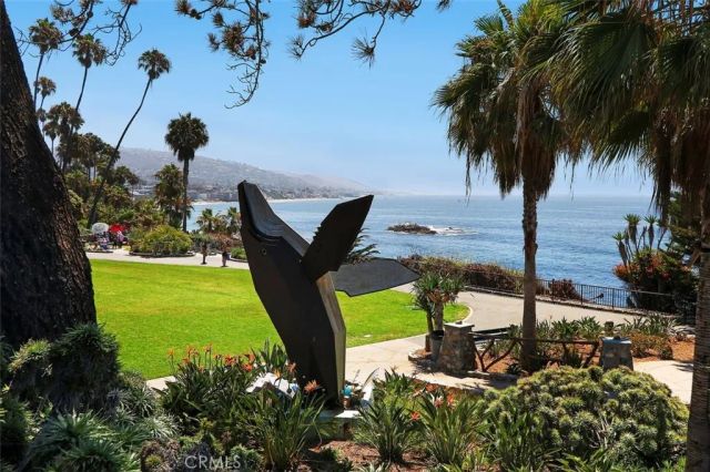 2430 Glenneyre, Laguna Beach, CA 92651