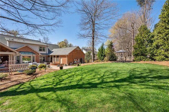 3306 Wedgewood Place, Greensboro, NC 27403