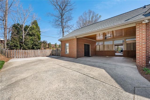 3306 Wedgewood Place, Greensboro, NC 27403