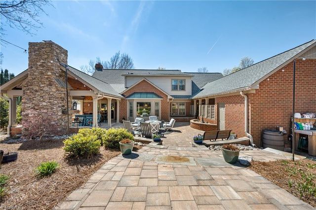 3306 Wedgewood Place, Greensboro, NC 27403