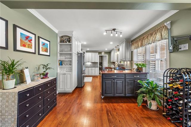 3306 Wedgewood Place, Greensboro, NC 27403