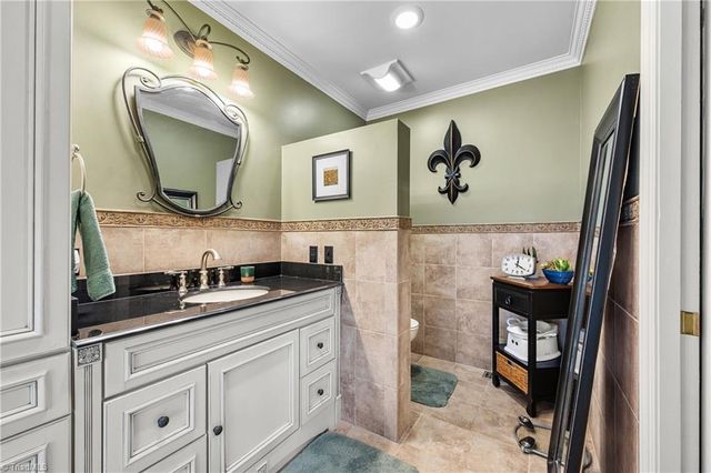 3306 Wedgewood Place, Greensboro, NC 27403