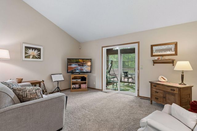 3996 Woodview Drive, Vadnais Heights, MN 55127