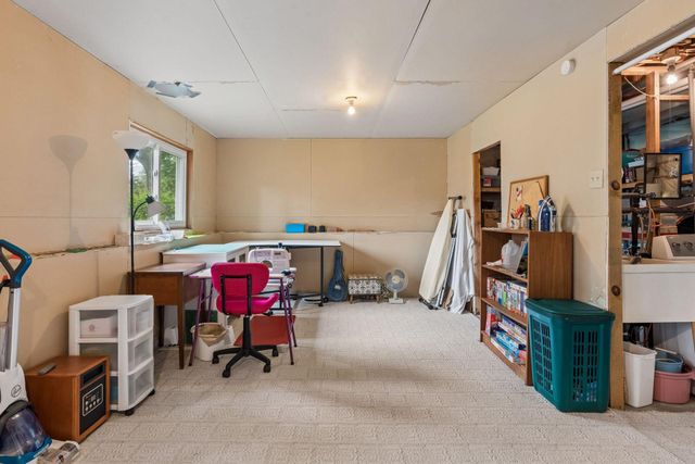 3996 Woodview Drive, Vadnais Heights, MN 55127