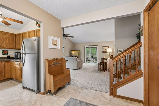 3996 Woodview Drive, Vadnais Heights, MN 55127
