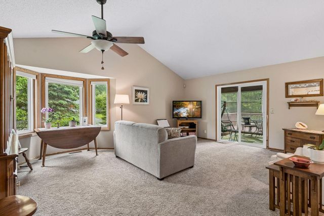 3996 Woodview Drive, Vadnais Heights, MN 55127