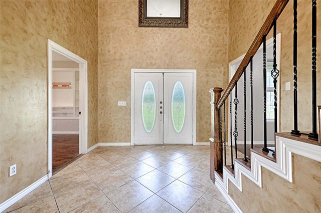 8700 Sallys Way, Alvarado, TX 76009