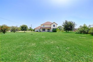 8700 Sallys Way, Alvarado, TX 76009