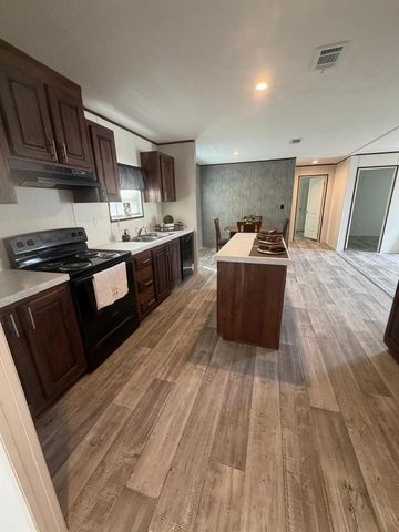 8330 NE 113TH LANE, Bronson, FL 32621